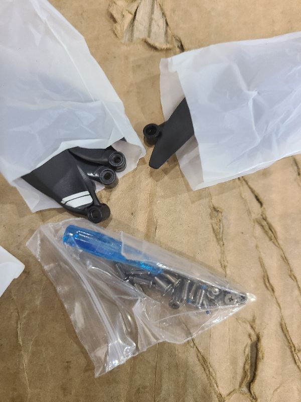 Photo 1 of 16Pcs Mini 2 Propellers Replacement Low-Noise and Quick-Release Blades Props Compatible with DJI Mini 2 / Mini SE/Mini 2 SE/Mini 4K Drone, Silver