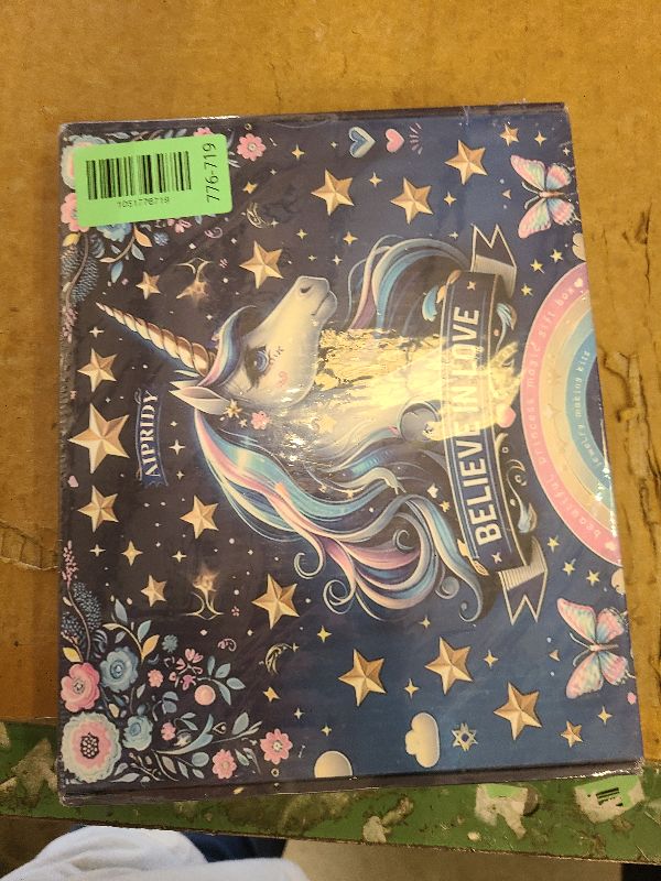 Photo 1 of 3200 Pcs Unicorn Jewelry Activity Kit,Clay Beads Bracelet Making Kit,Flat College Style Beading for Friendship Jewelry Making,Crystal Time Gem Ring Gifts,DIY Crafts for Teen Girls(Sapphire blue)