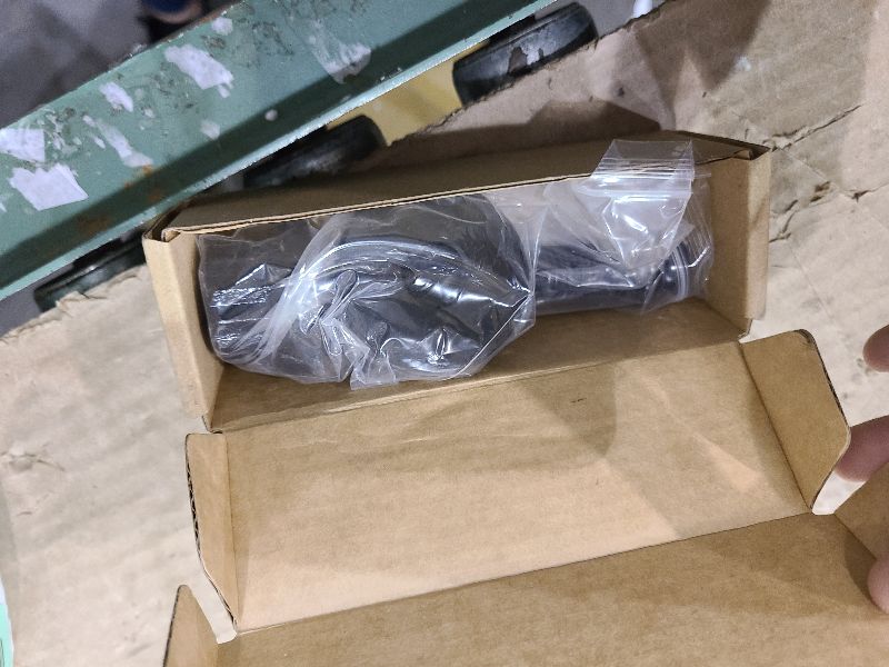 Photo 1 of 2342503 Harmonic Balancer Bolt for Chevrolet Gen III/IV LS1 LS2 LS3 LS6 Small Block 4.8L / 5.3L / 5.7L / 6.0L / 6.2L Engines (Except LS7)