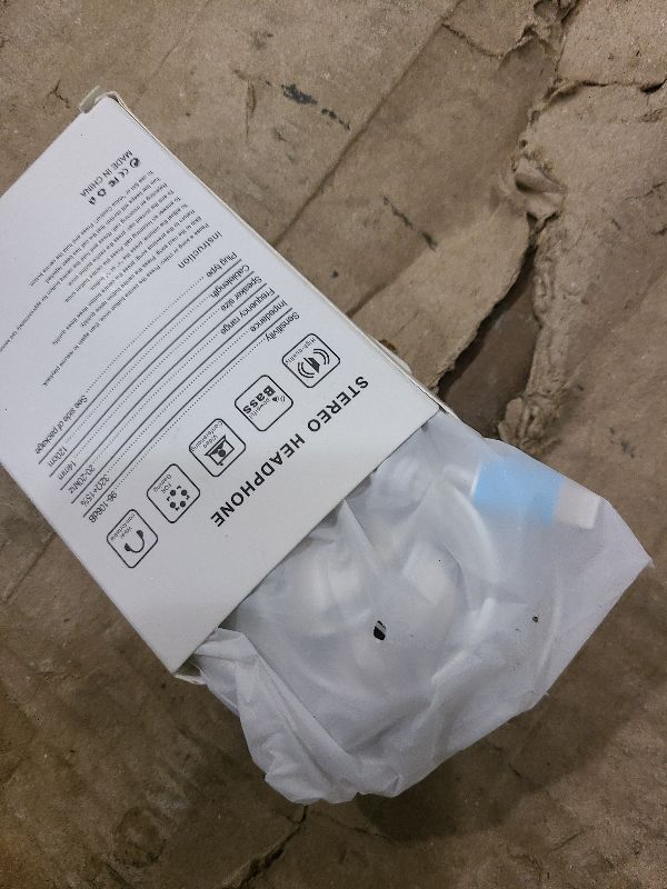 Photo 1 of 2 Packs- Wired Headphones for iPhone Earbuds Built-in Microphone & Volume Control Nosie Reduction Headsets Compatible with iPhone 14/13/12/11/XR/XS/X/8/7/SE/Pro/Pro Max/Support All iOS System