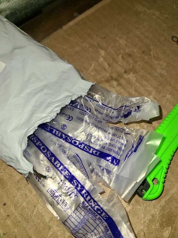 Photo 1 of 1 ml Luer Lock Syringe for Liquids, 10 Pcs Luer Connector, 10 Pack Syringe with Cap, Individually Wrapped