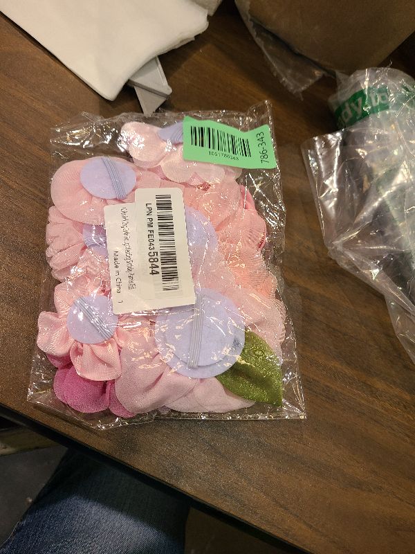 Photo 1 of 12 Pcs Pink Dog Collar Flowers Cat Collar Flower Attachment Detachable Embellishment with Elastic Rubber Band Soft Chiffon Dog Bow Tie Charms Flower for Female Dogs Wedding Birthday Parties