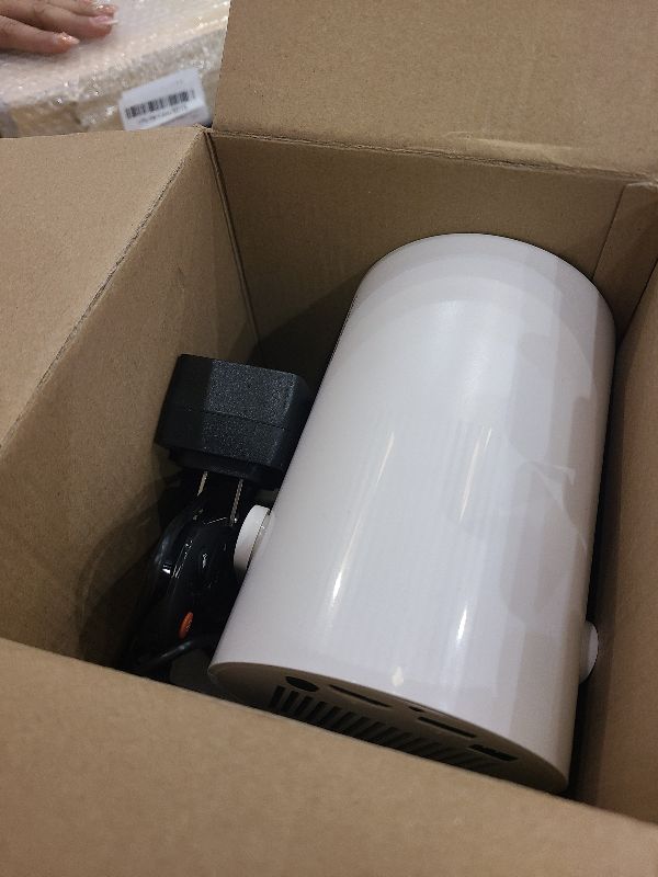 Photo 1 of ?Electric Focus?Magcubic Mini Projector 4K Support, Portable Projector with WiFi 6 and Bluetooth 5.4, Smart Proyector, 5W Soundbase Speaker, 180°Rotation for Home Theater