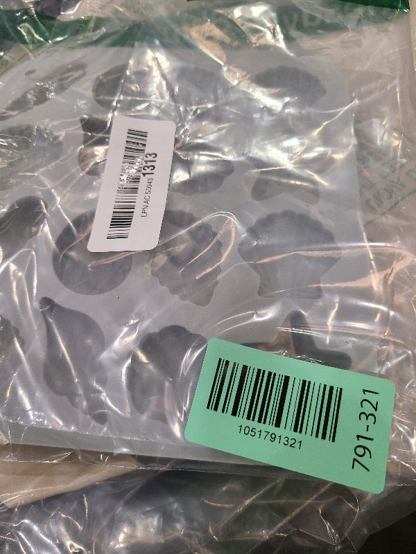 Photo 1 of 1Pack Seashell Silicone Mold for Fondant & Candy,Marine Theme Cake Silicone Mold,Seashell Conch Starfish Baking Molds for DIY Beach Theme Cake Decoration Chocolate Candy Polymer Clay Craft Making,Blue