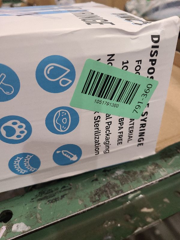 Photo 1 of 100 Pack 10ml Syringes with Cap, Luer Slip Tip, 10cc syringe Whole Pack Bulk Sterile Sealed, No Needle