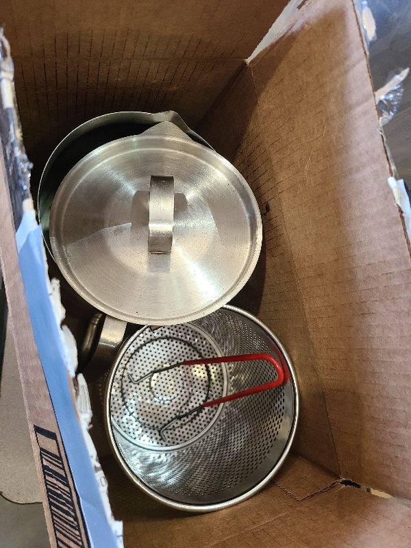 Photo 1 of 119oz 304 Stainless Steel Deep Fryer Pot with Basket & Strainer, Large Capacity Bacon Grease Container for Kitchen,Frying, Cooking, Camping,Oil Filter Container - Dishwasher Safe (119oz/3.5L/3.7Qt)