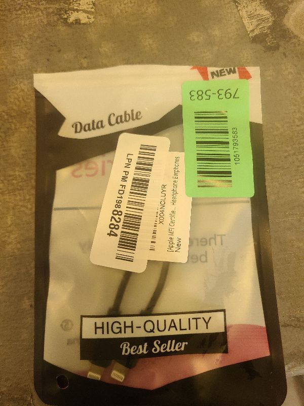 Photo 1 of [Apple MFi Certified] 2 Pack iPhone 3.5mm Headphone Jack Adapter,Lightning to 3.5mm Earphones Jack Adapter Cord Dongle Aux Cable Converter Accessories Compatible with iPhone14 13 12 11/Xs/XR