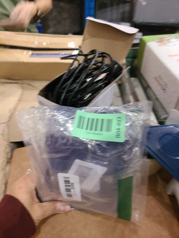 Photo 1 of 10PCS Four Leaf Clover Paper Flowers Garland Decorations - Four Leaf Clover Banner Tissue Paper Streamers Reusable Hanging Garland for Birthday Wedding Baby Shower Party Backdrop Home Decor Royal Blue