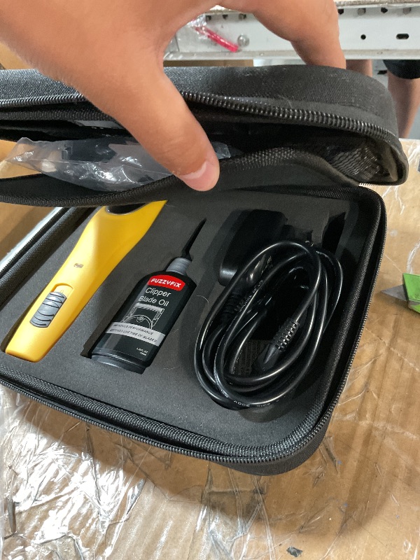 Photo 1 of (missing blade)(sold for parts)
FuzzyFix Professional Dog Clippers for Grooming, 2 Speed Pet Grooming Kit for Thick Curly Matted Coats