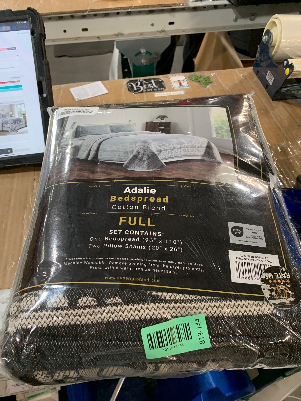 Photo 1 of (BLACK/DARK COLORWAY) Superior Cotton Blend 3-Piece Bedspread Set, Oversized Bedspread, 2 Matching Pillow Shams, Light Weight Blanket, Jacquard Traditional Medallion Bedding Decor, Adalie Collection, Full, Charcoal