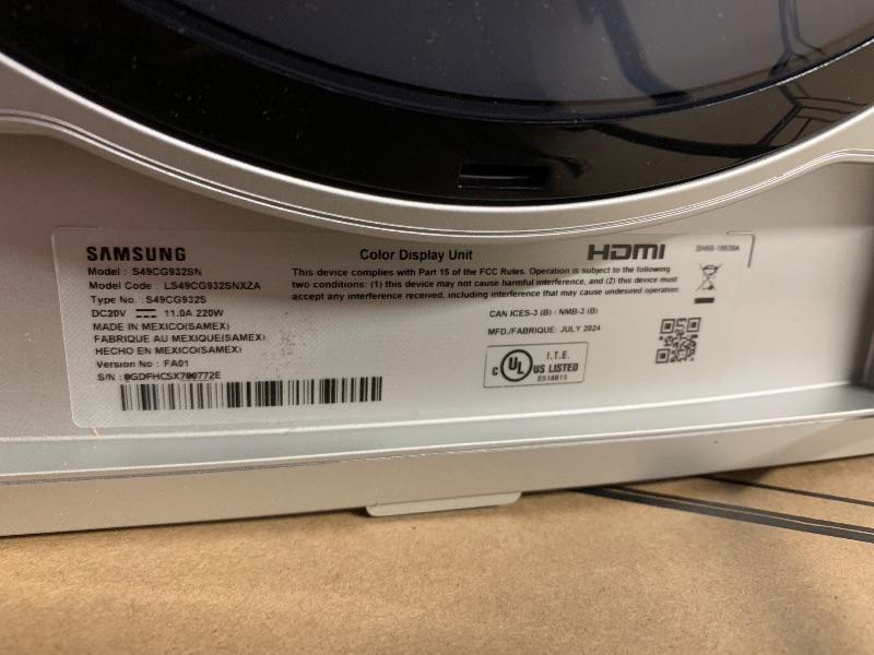 Photo 1 of *****USED****Dirty***
Samsung 49" Odyssey OLED (G93SC) Series Curved Gaming Monitor w QD-OLED, 240Hz, 0.03ms, DQHD, G-Sync Compatible, AMD FreeSync Premium Pro,Height Adjustable Stand,3 Yr Warranty,LS49CG932SNXZA