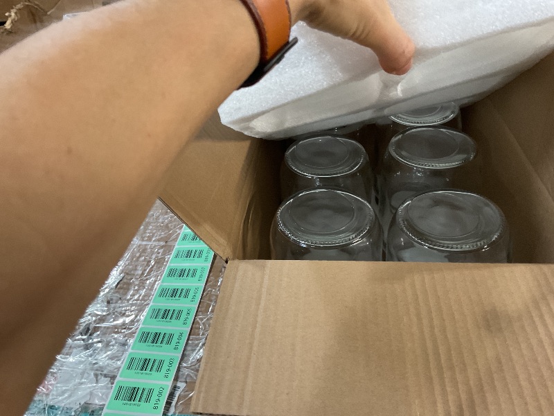 Photo 1 of [6 Pack] 32 oz. Wide-Mouth Glass Mason Jars with Metal Airtight Lids and Bands 1 quart Large for Canning, Preserving, & Meal Prep
