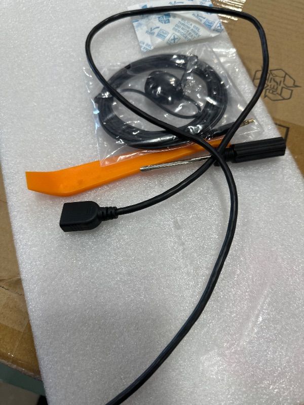 Photo 1 of [8 Core Qualcomm 4+64G] Car Radio for Toyota Prius C 2012-2014 - Wireless Carplay and Android Auto - 9 Inch 1280 * 720 IPS Touchscreen Android Car Stereo - DSP/GPS/WiFi/SWC + AHD Backup Camera