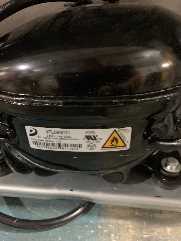 Photo 1 of (malfunctioning thermostat) BLACK+DECKER 10 Cu. Ft. Top Mount Refrigerator with Freezer, 2 Door Refrigerator with Top Freezer