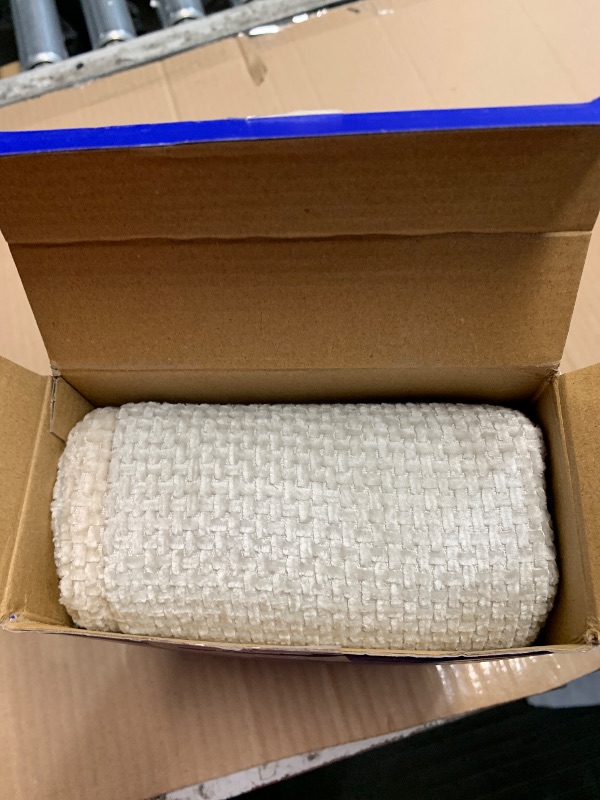 Photo 1 of (COVERS ONLY) (USED/FAIR) MIULEE Pack of 4 Couch Throw Pillow Covers 18x18 Inch Neutral Soft Decorative Chenille Pillow Covers Farmhouse Boho Cushion Covers for Mid Century Modern Home Decor Sofa Bedroom Living Room