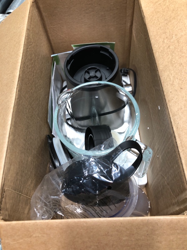 Photo 1 of ***FOR PARTS****   GDOR 1200W Blender for Smoothies and Shakes, 52 Oz Countertop Blender & 22 Oz Personal Blender Combo, 6-leaf Blade, 3 Adjustable Speed for Juices, Frozen Fruit Drinks, Sauces, Self-Cleaning