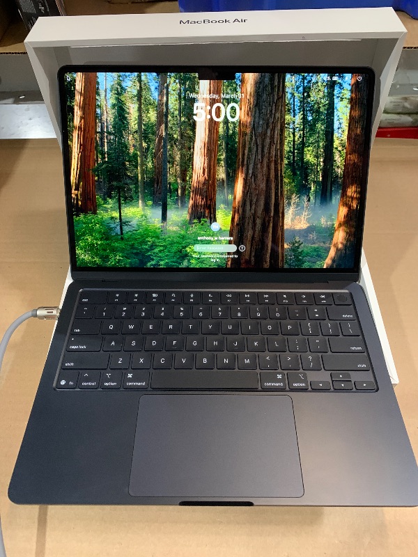 Photo 1 of ***LOCKED***
Apple 2025 MacBook Air 13-inch Laptop with M4 chip: Built for Apple Intelligence, 13.6-inch Liquid Retina Display, 16GB Unified Memory, 256GB SSD Storage, 12MP Center Stage Camera, Touch ID; Midnight
