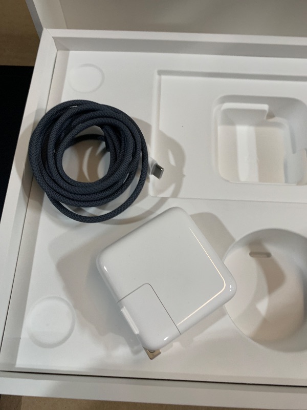 Photo 1 of ***LOCKED***
Apple 2025 MacBook Air 13-inch Laptop with M4 chip: Built for Apple Intelligence, 13.6-inch Liquid Retina Display, 16GB Unified Memory, 256GB SSD Storage, 12MP Center Stage Camera, Touch ID; Midnight