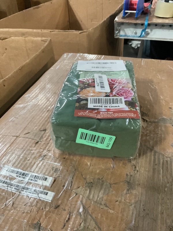 Photo 1 of * factory seal*
Upgraded 6 Pack Floral Flower Foam Blocks, Green Plant Foam for Flower Arrangements, Wet & Dry Florist Foam Styrofoam for Fresh and Artificial Flowers (5.5"L X 3.1"W X 1.6"H)