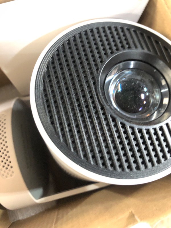 Photo 1 of ?Electric Focus?Magcubic Mini Projector 4K Support, Portable Projector with WiFi 6 and Bluetooth 5.4, Smart Proyector, 5W Soundbase Speaker, 180° Rotation for Home Theater HY300 Ultra