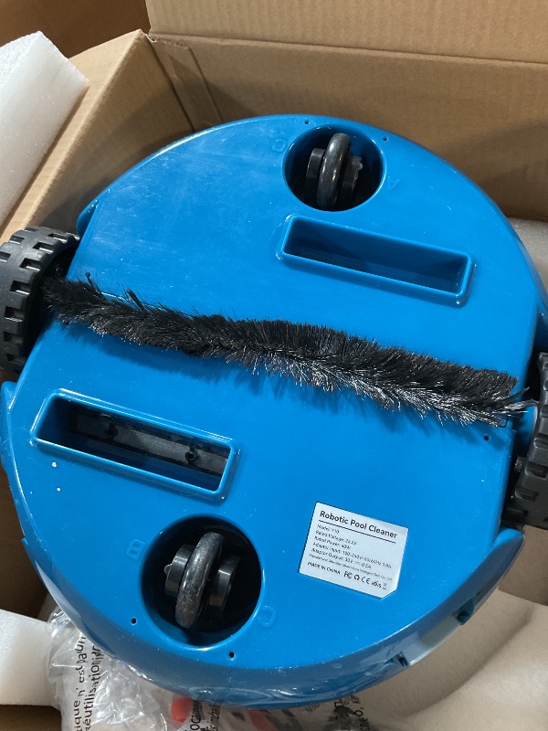 Photo 1 of * PARTS ONLY ***OUCAXIA Y10 Cordless Robotic Pool Cleaner Automatic Vacuum - 90 Mins Runtime, Powerful Suction, Self-Parking, Lightweight for Above/Inground Pools Up to 65ft/1100 Sq.Ft (Snow)