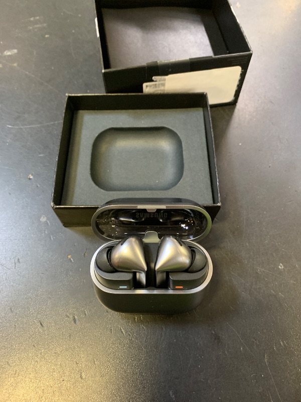 Photo 1 of PARTS ONLY ----------------------------------------------------------------------Samsung Galaxy Buds 3 Pro AI True Wireless Bluetooth Earbuds, Noise Cancelling, Sound Optimization, Redesigned Comfort Fit, Silver [US Version, Amazon Exclusive, 2Yr Warranty