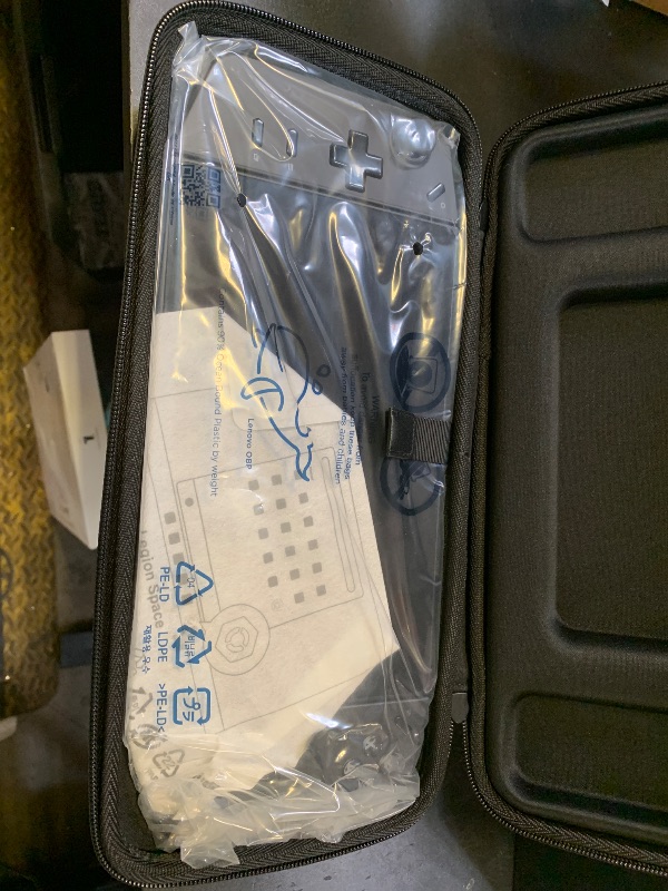 Photo 1 of Lenovo Legion Go 8.8" 144Hz WQXGA Handheld Touchscreen Gaming PC AMD Ryzen Z1 Extreme 16GB RAM 512GB SSD Shadow Black, 8APU1