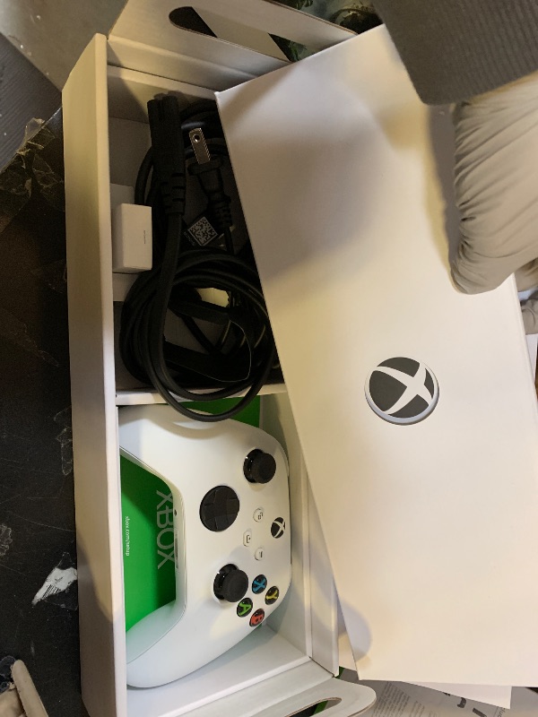 Photo 1 of SELLING FOR PARTS …..Xbox Series S - All Digital Gaming Console - 512GB SSD - Includes Wireless Controller - 120FPS (Renewed Premium)
