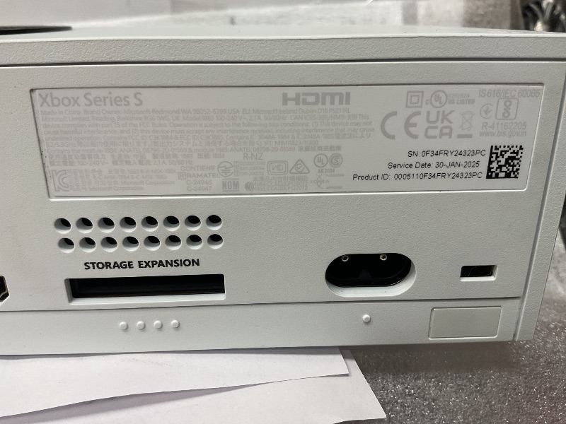 Photo 1 of SELLING FOR PARTS …..Xbox Series S - All Digital Gaming Console - 512GB SSD - Includes Wireless Controller - 120FPS (Renewed Premium)