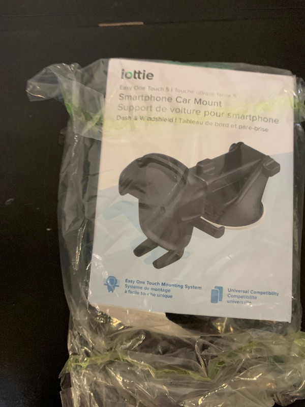 Photo 1 of Smartphone Car Mount