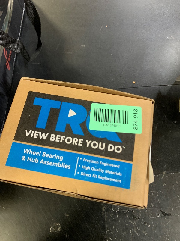 Photo 1 of TRQ Rear Left and Right Wheel Bearing and Hub Assembly Set 2 Piece Compatible with 1997-2001 Honda Prelude