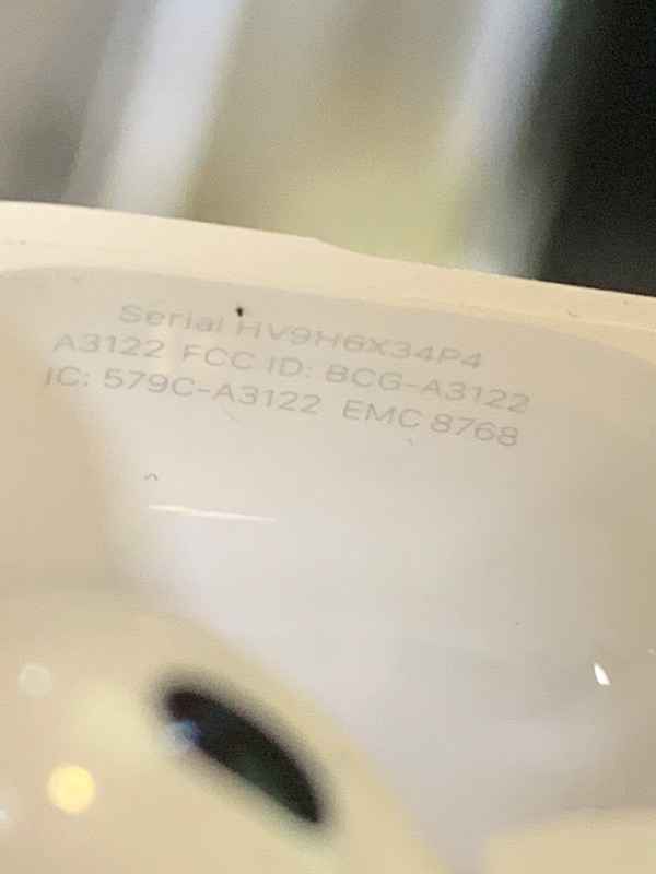 Photo 1 of **SELLING FOR PARTS--DOES NOT TURN ON**Apple AirPods Pro 3 Wireless Earbuds, Active Noise Cancellation, Live Translation, Heart Rate Sensing,Hearing Aid Feature,Bluetooth Headphones,Spatial Audio, High-Fidelity Sound, USB-C Charging, White