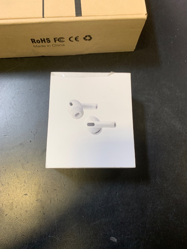 Photo 1 of **SELLING FOR PARTS--DOES NOT TURN ON**Apple AirPods Pro 3 Wireless Earbuds, Active Noise Cancellation, Live Translation, Heart Rate Sensing,Hearing Aid Feature,Bluetooth Headphones,Spatial Audio, High-Fidelity Sound, USB-C Charging, White