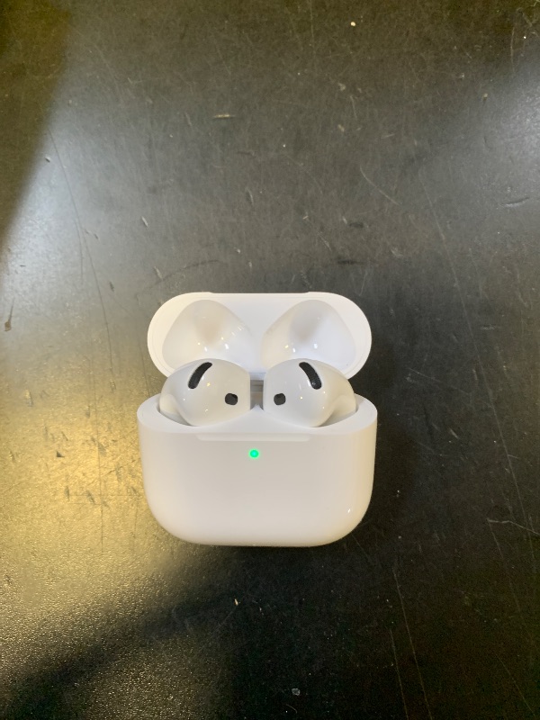 Photo 1 of Apple Airpods 4 (Renewed)