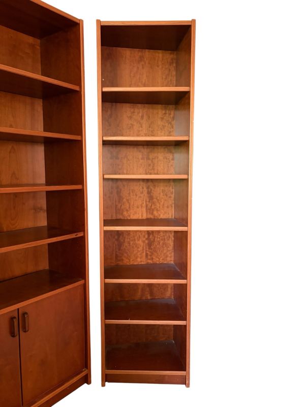 Photo 1 of TEAK BOOKCASE CORNER FOR RIGHT SIDE W ADJUSTABLE SHELVING (SEE NOTES) 22.5”X16”XH”