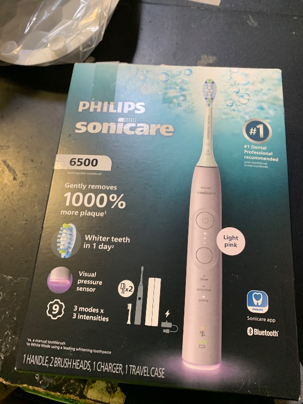 Photo 1 of Toothbrush