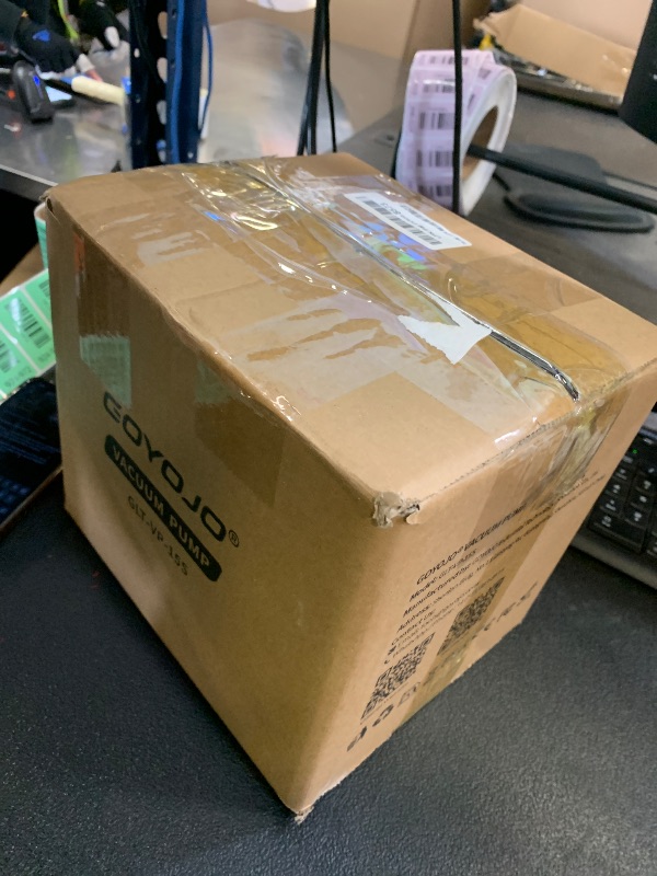 Photo 1 of Oilless Vacuum Pump, 15L/Min With Dual Pressure, Lab Liquid Vacuum Filtration Fractionation, Adjustment Flow Portable Quiet Diaphragm Pressure Pump Equipped 2 Rubber Hoses, For Silicone Mold And Epoxy