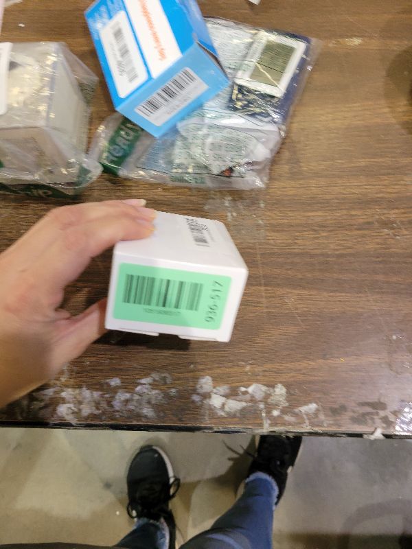 Photo 1 of 2 Pack, Light Socket to Plug Adapter, Convert E26 Light Socket to 3-Prong Outlet Adapter and Light Bulb Socket (White)