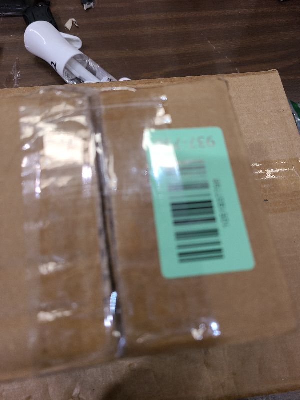 Photo 1 of 15 Pcs Sea Shells (3.1-3.5inch) White Large Scallop Shells for Baking Cooking, Big Natural Clam Seashells for DIY Crafts Seashell Beach Decorating for Home Decor