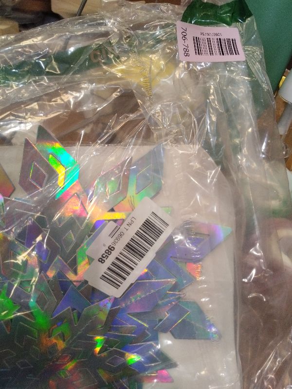 Photo 1 of 12pcs 3D Christmas Hanging Snowflakes Decorations? Iridescent Paper Snowflakes Snow Flakes Garland for Winter Wonderland Frozen Christmas Birthday Party Decorations?