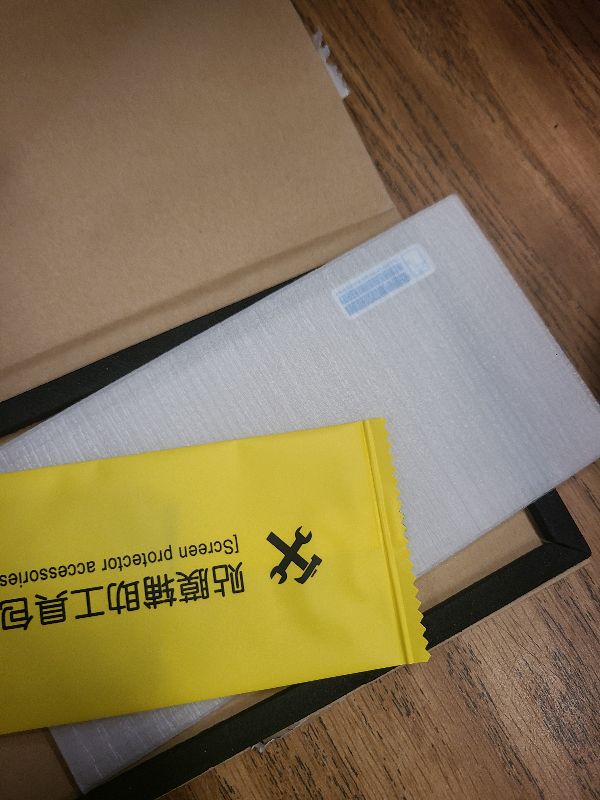 Photo 1 of 136x72mm Screen Protector for Auto Double Din Car Stereo / Car Radio / CarPlay Radio, 9H Anti-Scratch HD Rectangular Universal Tempered Glass Film for Android Auto Head Unit / GPS Navigator for Car