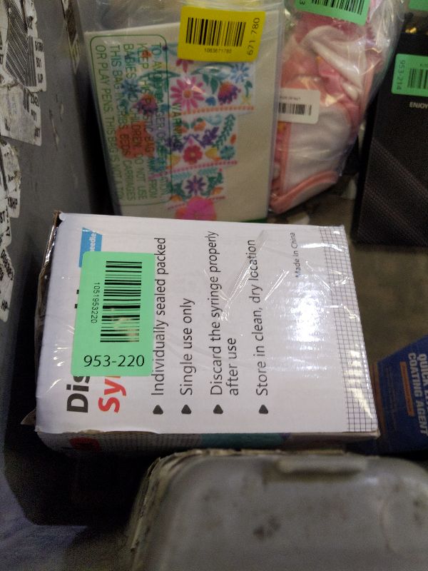 Photo 1 of 1ml 31G 5/16 Inch 8mm Syringe, U-100 Lab Syringes Individually Wrapped, Pack of 100