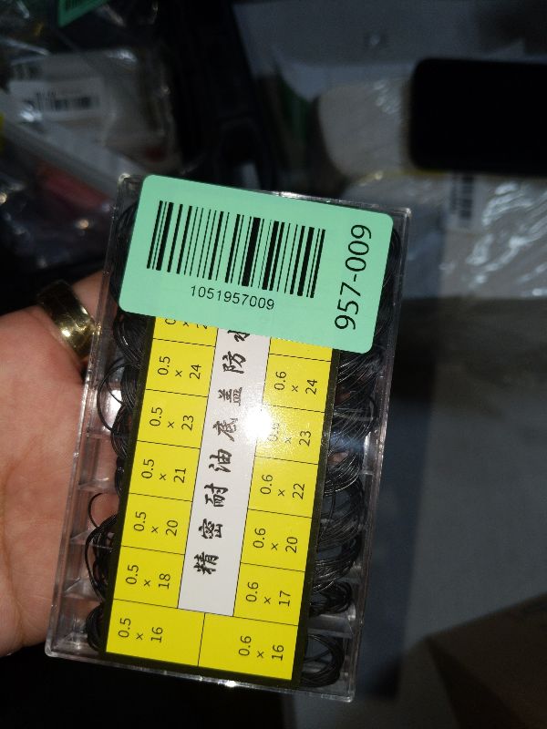 Photo 1 of 180 Pieces O Ring Watch Gasket 18 Types Rubber Seal Watch Repairing Tool O Rings Watch Gasket Set Rubber Sealing Watch Back Cover