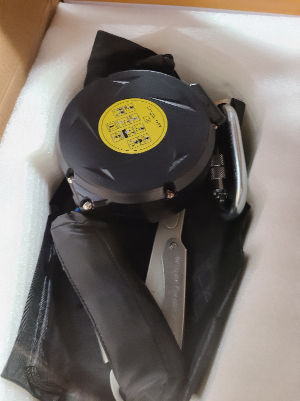 Photo 1 of 11FT Self Retracting Lifeline Fall Protection Retractable Safety Lanyard Rectracting Lifeline Personal Fall Arrest Protection ANSI Self Retractable Gear for Roofing Construction(Big Hook)