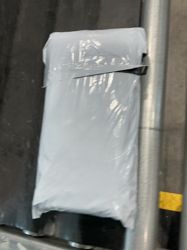 Photo 1 of [200 Pack] 8.5" High Flexible Plastic Straws,Bendable Disposable Drinking Straws -Striped Assorted Colors for Home Use Milk Juice Drinks