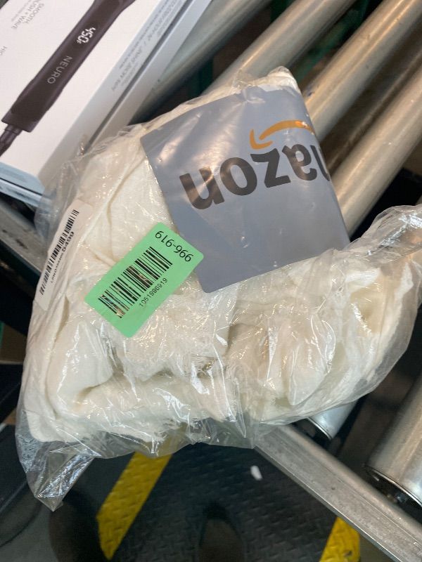 Photo 1 of *USED*
Cotton Linen Napkins,Handmade Cloth Napkins Bulk with Fringe, Rustic Boho Napkins Cloth,Cloth Napkins for Romantic Wedding Party Event Dinner Birthday Table Decor(White,16 x 16 Inch)