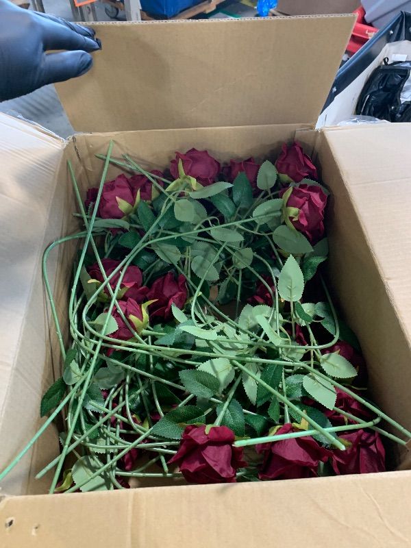 Photo 1 of * purple**
Jexine 100 Pieces Artificial Roses Flowers Bulk, Long Stem Realistic Fake Silk Roses Bouquet for Table Centerpiece Vases Wedding Party Kitchen Decor(Wine Red)