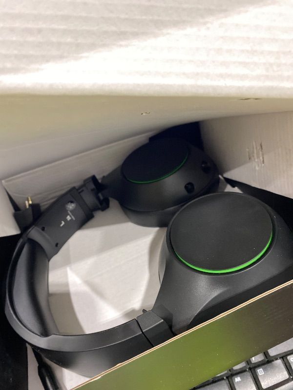Photo 1 of *UNTESTED*
YPBDAN X4 Wireless Gaming Headset for Xbox Series X|S, Xbox One, PS5, PS4, PC, Mac, Switch, 2.4GHz Gaming Headphones with Bluetooth 5.3, 70H Battery, ENC Noise Canceling Mic, Low Latency