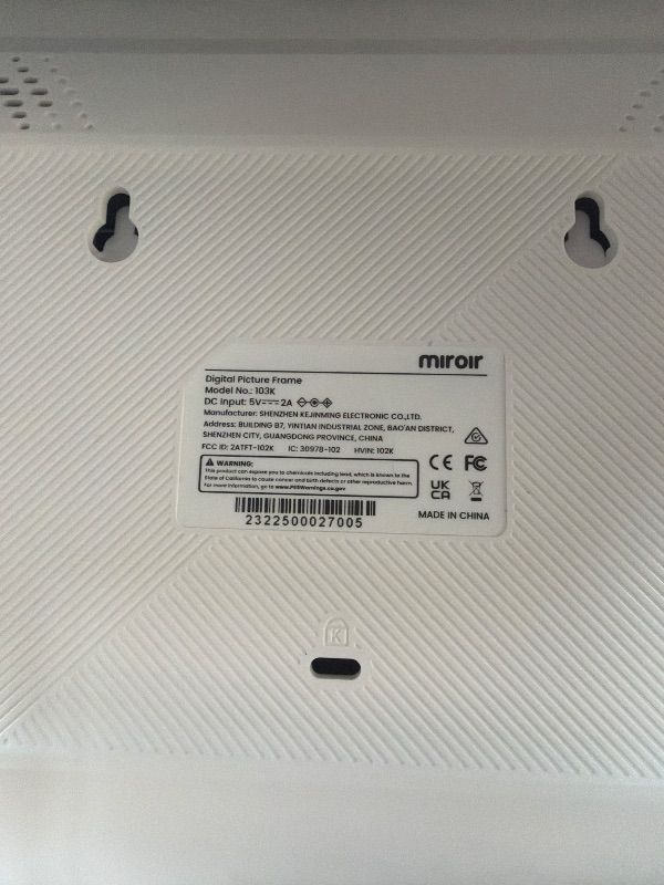 Photo 1 of ****MINOR DAMAGE****Miroir 10.1 Inch WiFi Digital Photo Frame via Frameo App, 1280x800 HD IPS Touch Screen Electric Picture Frame Display, 32GB Storage, Auto-Rotate, Wall Mountable, Share Photos/Videos Instantly