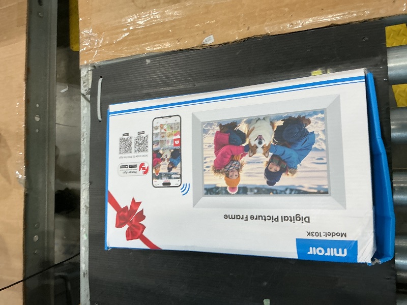Photo 1 of ****MINOR DAMAGE****Miroir 10.1 Inch WiFi Digital Photo Frame via Frameo App, 1280x800 HD IPS Touch Screen Electric Picture Frame Display, 32GB Storage, Auto-Rotate, Wall Mountable, Share Photos/Videos Instantly